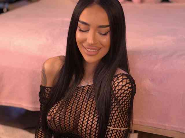 KimNaty webcam