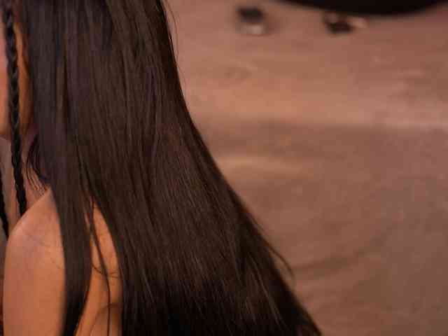 KimNaty webcam
