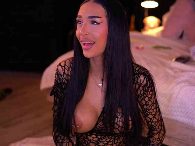 KimNaty webcam