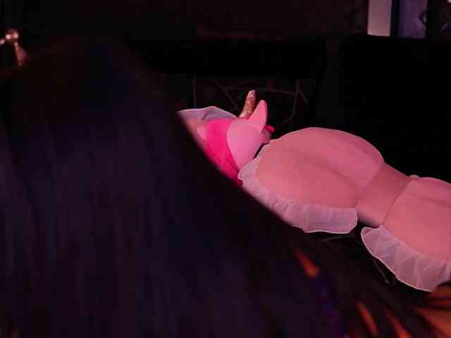 KimNaty webcam