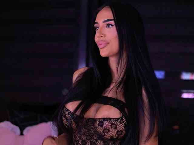 KimNaty webcam