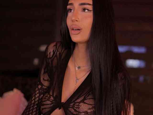 KimNaty webcam