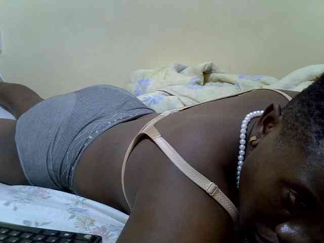 nastyyZ Live Webcam on BongaCams