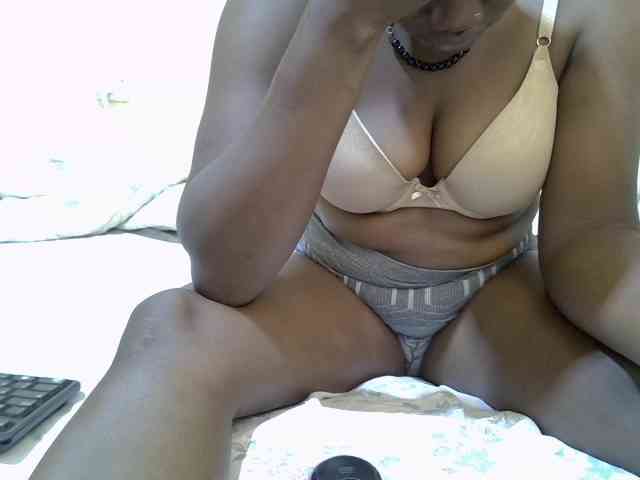 nastyyZ Live Webcam on BongaCams