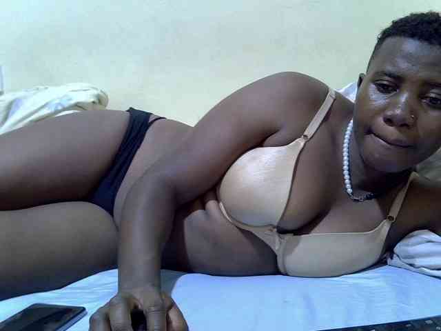 nastyyZ Live Webcam on BongaCams