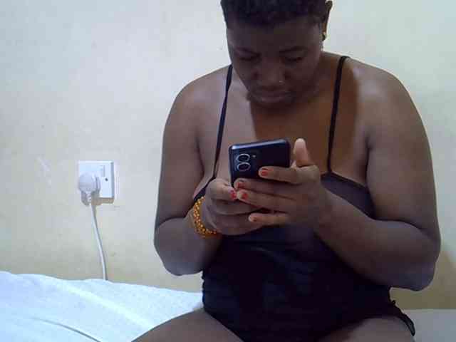 nastyyZ Live Webcam on BongaCams