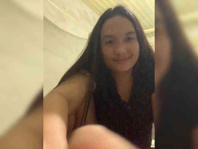 Lily388 webcam