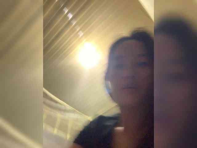 Lily388 webcam