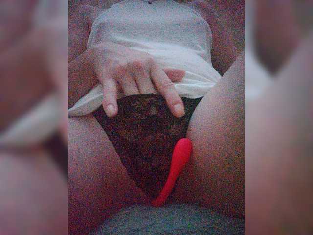 Nepechalka333 live cam on BongaCams