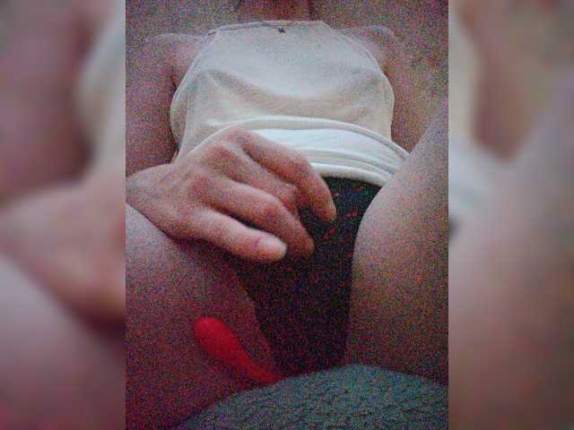 Nepechalka333 live webcam show