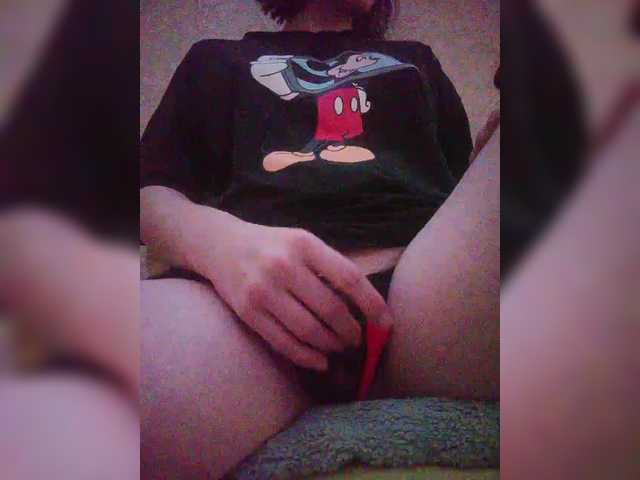 Nepechalka333 live cam on BongaCams