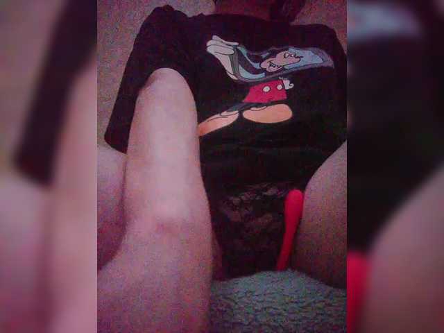 Nepechalka333 live cam on BongaCams