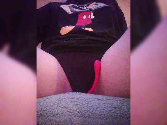 Nepechalka333 webcam