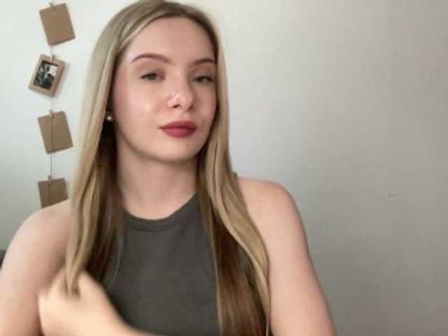 Polishangel222 live cam on BongaCams