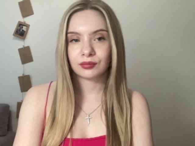 Polishangel222 — live female cam on BongaCams