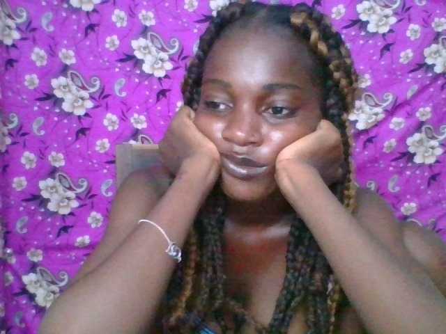 LovelyBlackGirl webcam