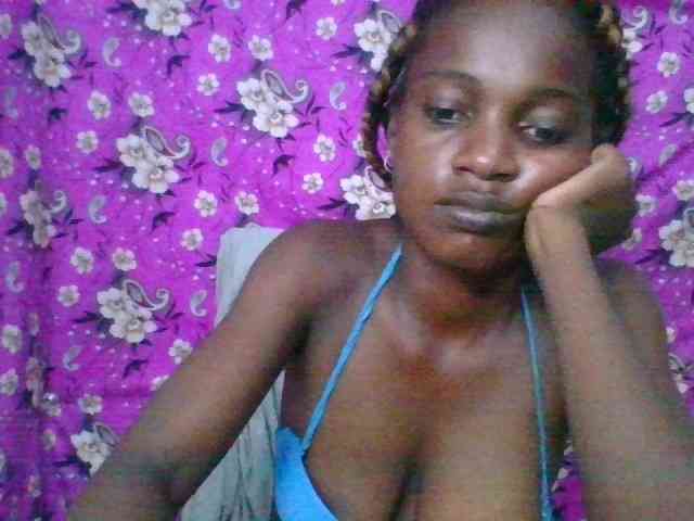 LovelyBlackGirl webcam