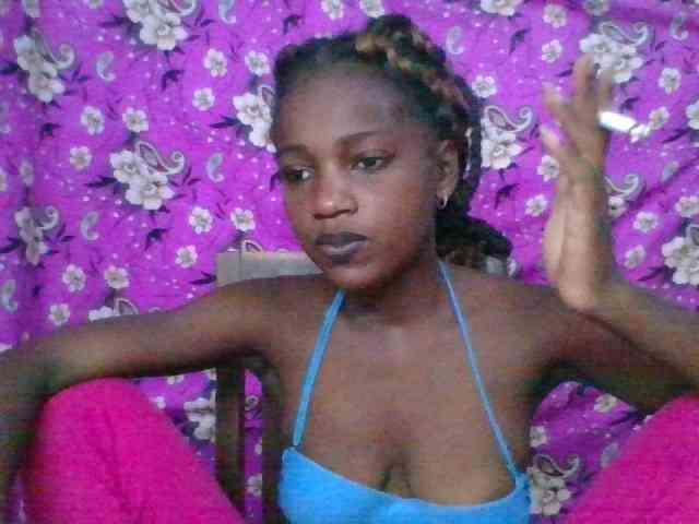 LovelyBlackGirl webcam