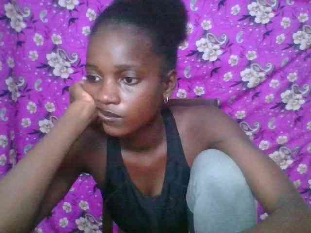 LovelyBlackGirl webcam