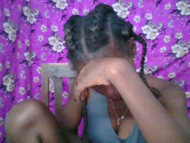 LovelyBlackGirl webcam
