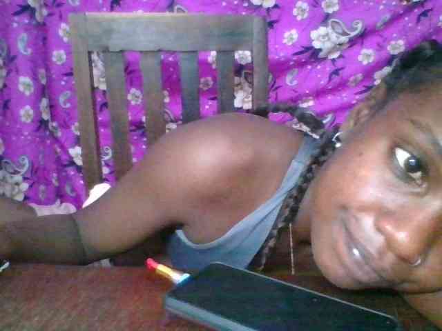 LovelyBlackGirl webcam