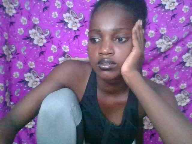 LovelyBlackGirl webcam