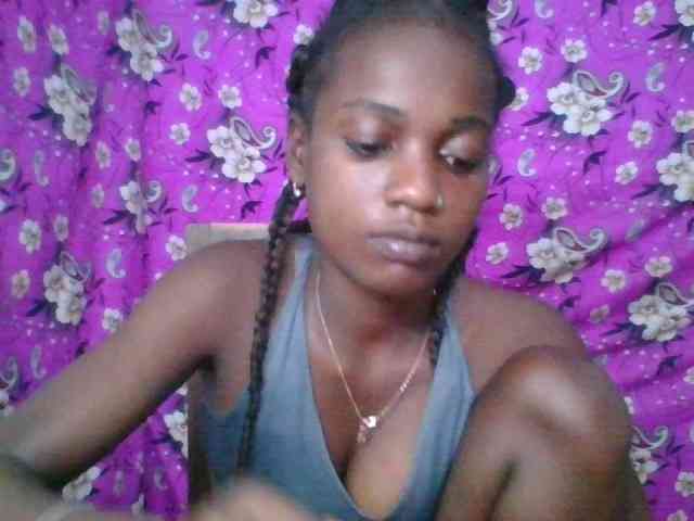 LovelyBlackGirl webcam