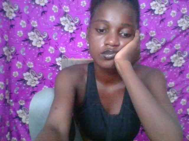 LovelyBlackGirl webcam