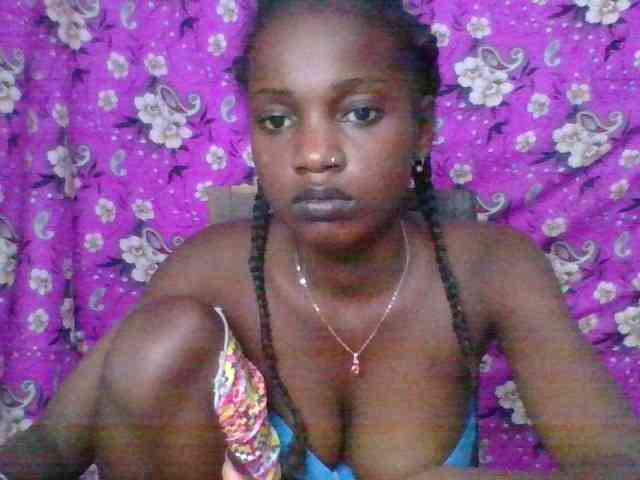 LovelyBlackGirl webcam