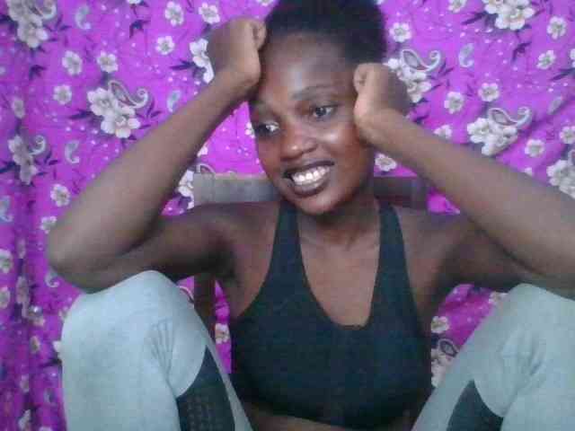 LovelyBlackGirl webcam