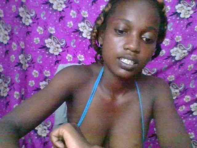 LovelyBlackGirl webcam