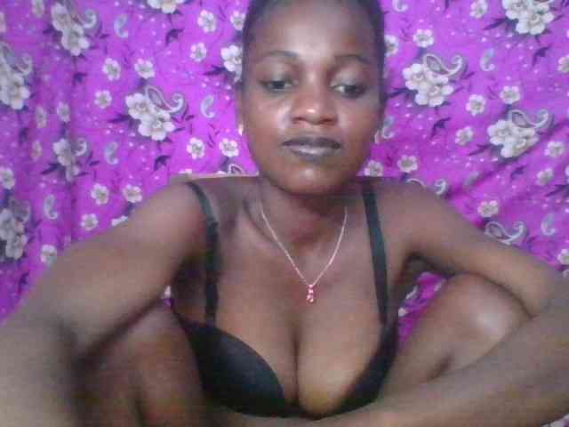 LovelyBlackGirl webcam