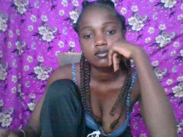 LovelyBlackGirl webcam