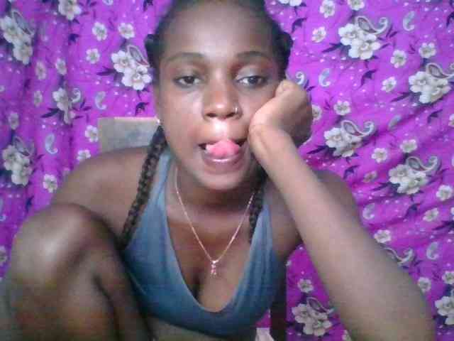 LovelyBlackGirl webcam