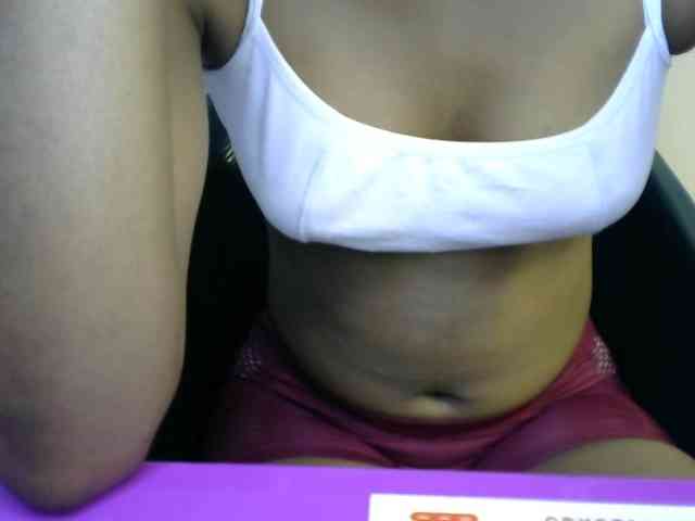 FoxySamantha7 webcam
