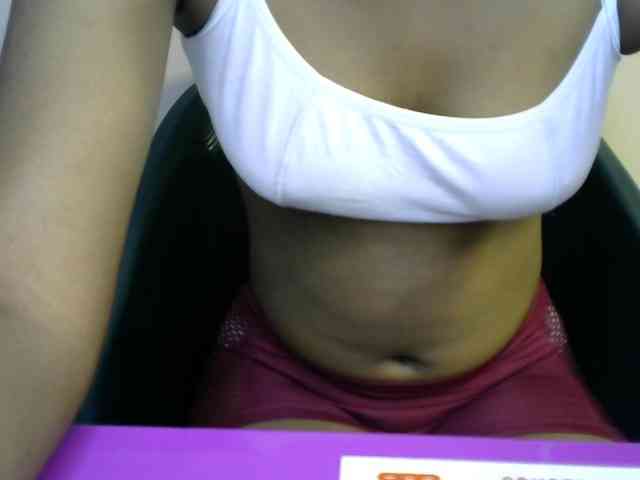FoxySamantha7 webcam