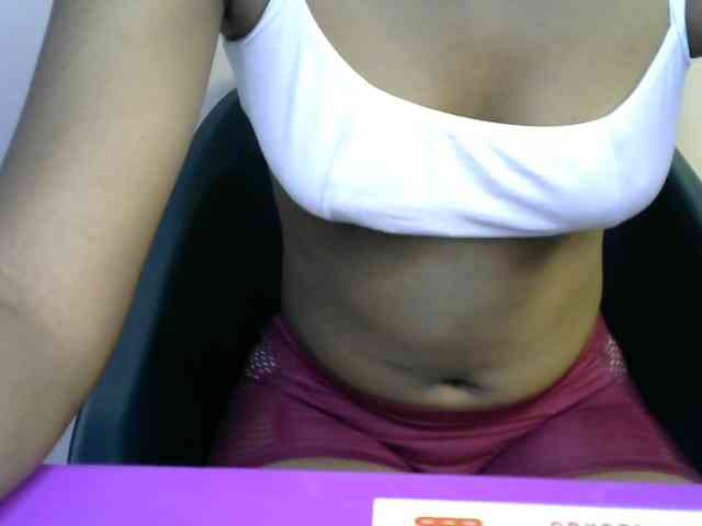 FoxySamantha7 webcam