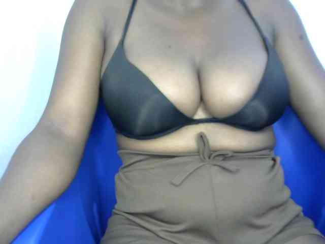 FoxySamantha7 webcam