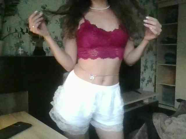 SweetKisa webcam