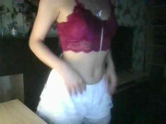 SweetKisa webcam