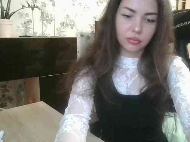 SweetKisa webcam