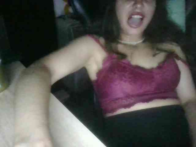 SweetKisa webcam