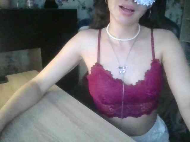 SweetKisa webcam