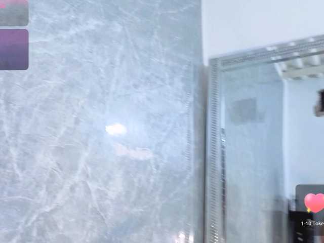 MIAREYS live cam preview