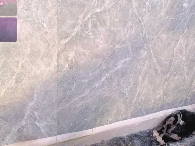 MIAREYS live cam preview