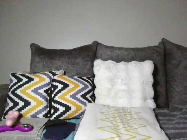 Goldiecandy live cam on BongaCams