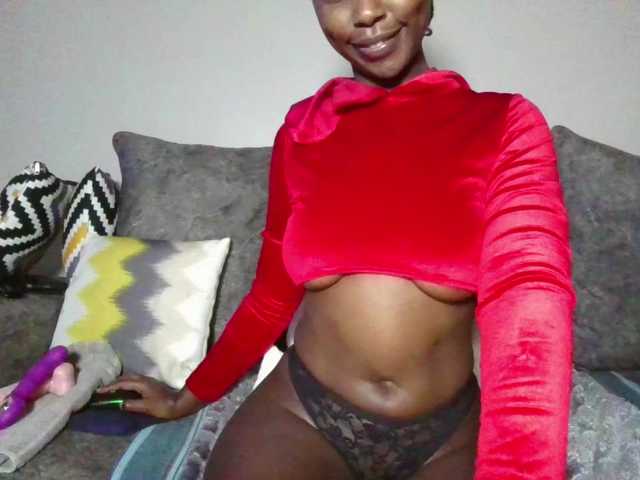 Goldiecandy live cam on BongaCams
