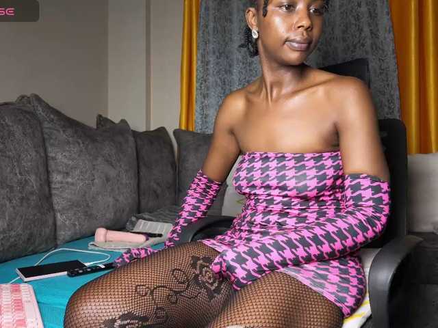 Goldiecandy live cam on BongaCams