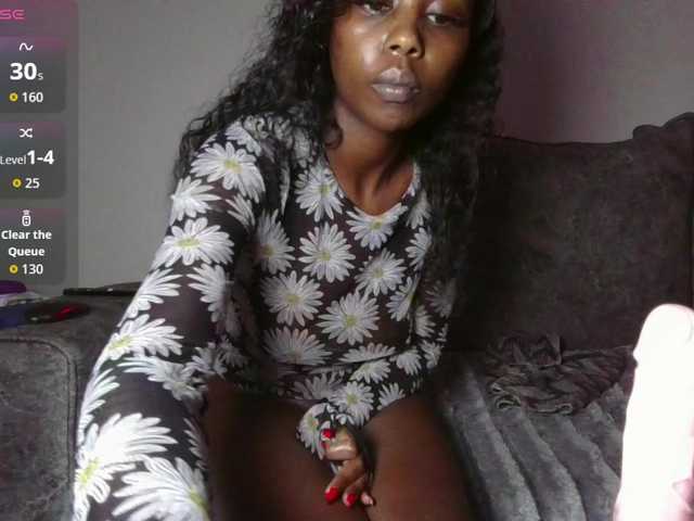 Goldiecandy live cam on BongaCams