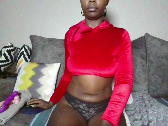 Goldiecandy live cam on BongaCams